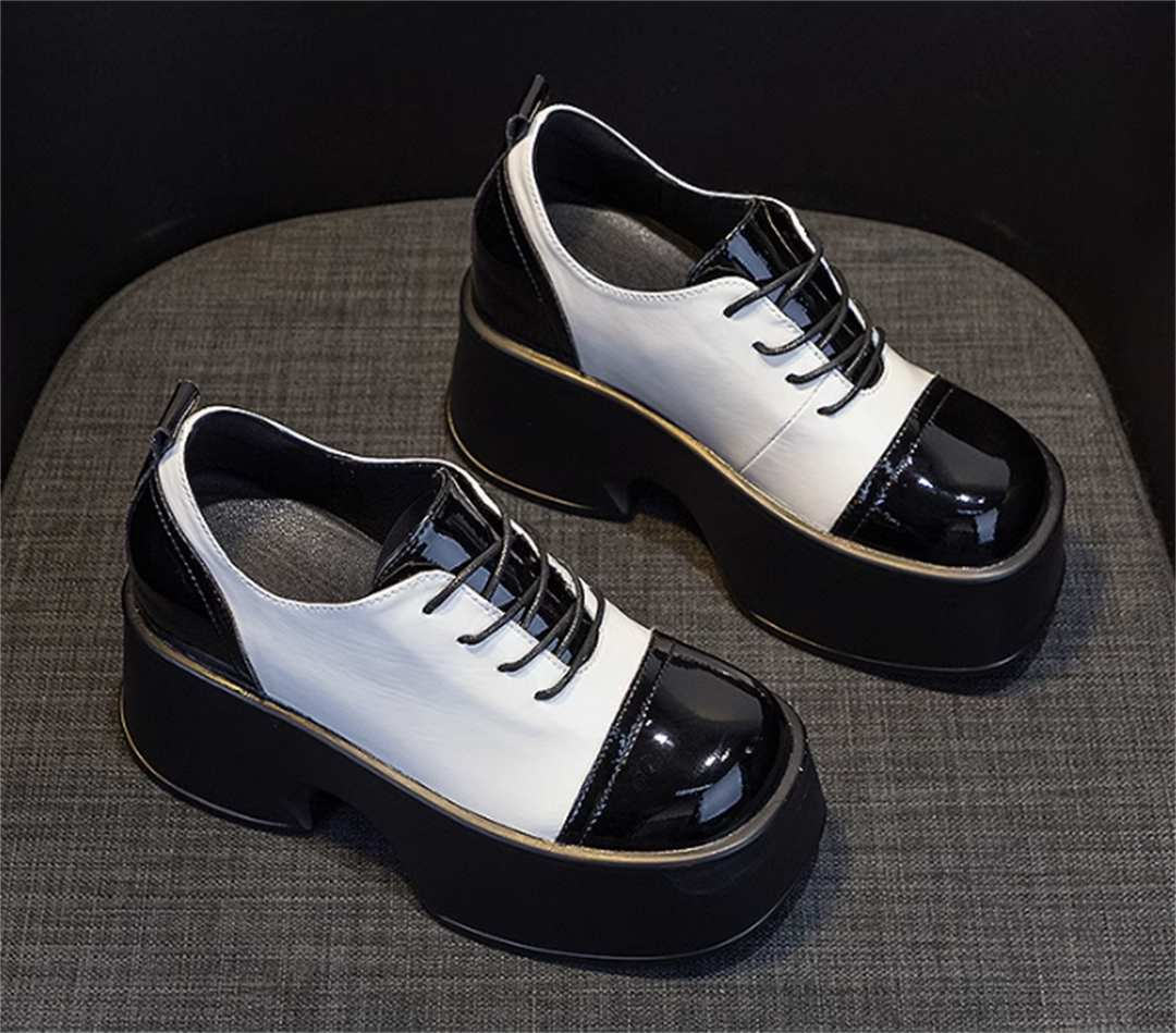 Hidden Heel Klasik Shoes