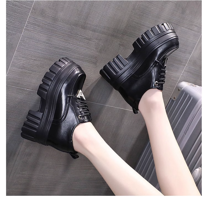 Hidden Heel Klasik Shoes