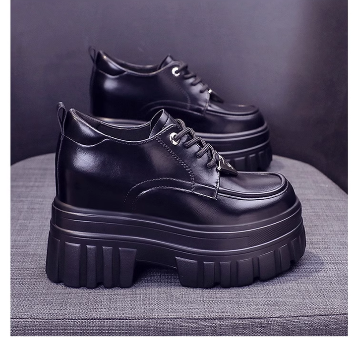 Hidden Heel Klasik Shoes