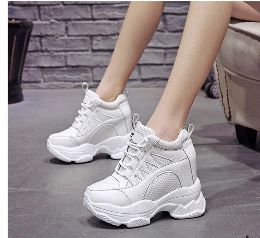 Hidden Heel Spor Shoes 11 cm