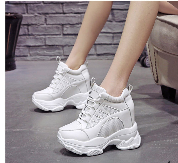 Hidden Heel Spor Shoes 11 cm